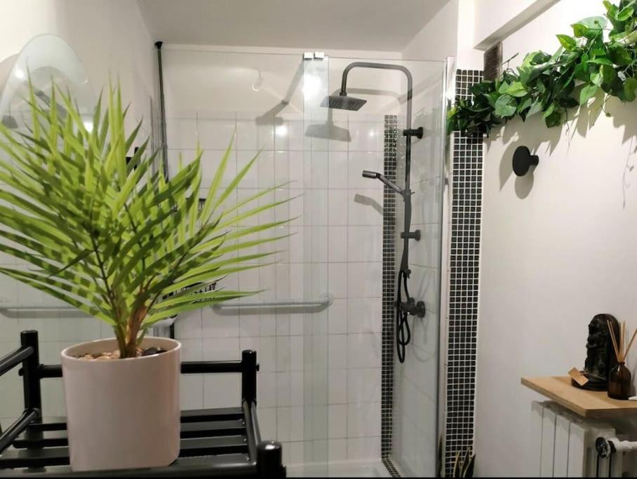 Loft Spacieux-2 Min De La Appartement *